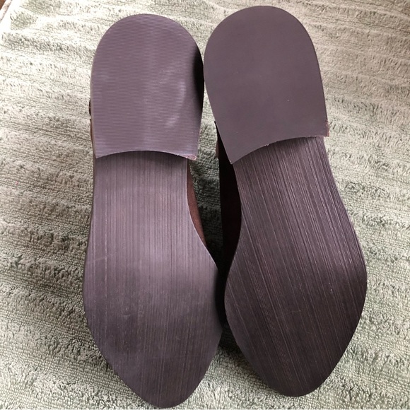 🤎 Genuine Suede Shootie with Snakeskin Detail 🤎 - Picture 6 of 12